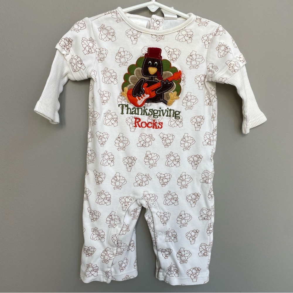 ❗️5/$20❗️”Thanksgiving Rocks” Kids One Piece 100% Cotton - Size 12 Months